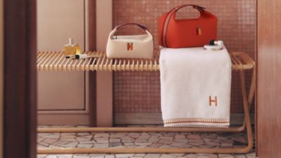 Pillows - Bath and Beach | Hermès Hong Kong SAR